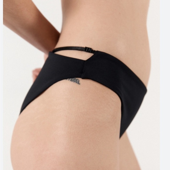 Free People x Ziah Mae Bikini Bottoms Black Size 8 NWT - Picture 7 of 10